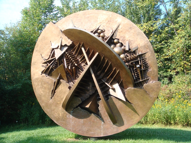 Western Michigan [2009] 280.JPG - Scenes from Frederik Meijer Gardens & Sculpture Park.
